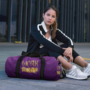 Laser-Dark (No-Cut) Lite Mit dem innovativen B-Paper Lite eröffnen sich Ihnen ab sofort ganz neue Möglichkeiten beim Bedrucken von textilen Merchandising-Artikeln wie Taschen, Sportbeuteln, Servietten, Schlüsselanhängern sowie von Geschenkartikeln und Feststoffen wie Papier Holz u.v.m.